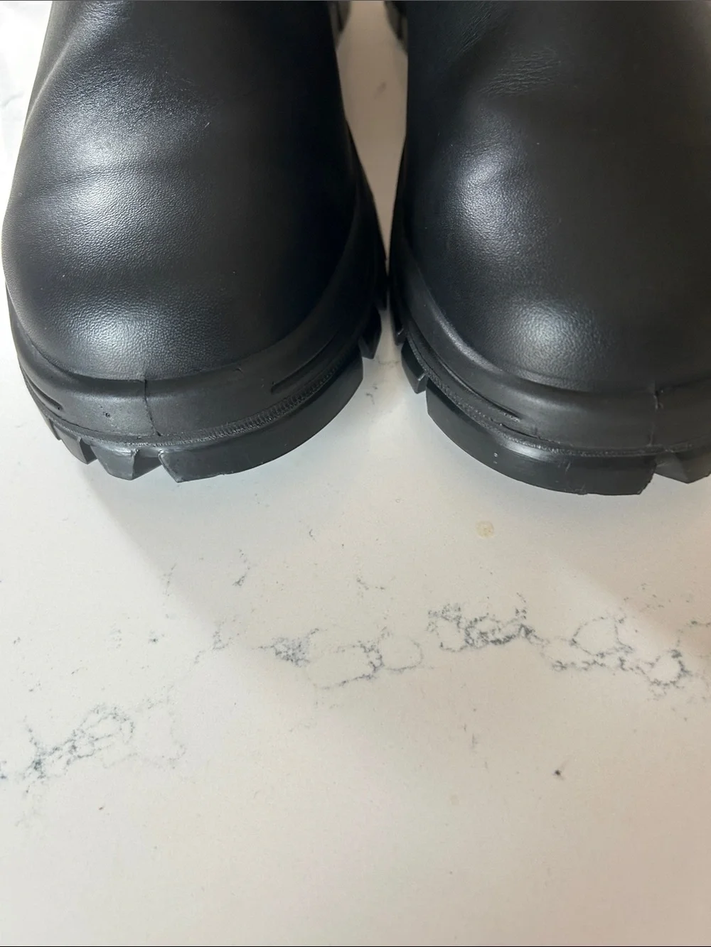 BLUNDSTONE Men’s Work Boot, Black Size 9, Sample pair, NWOT